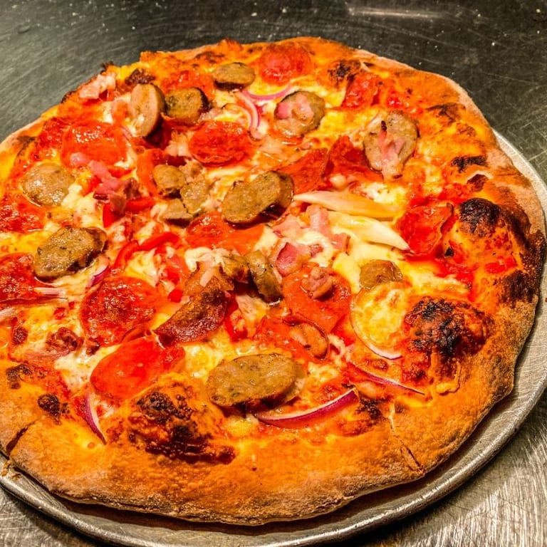 Delicious Italian Pizza and More